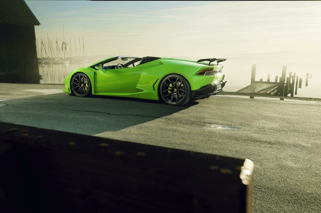 ţ Lamborghini Huracan Spyder