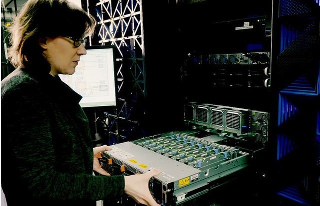 256GPU  IBMAIѵʱ¼¼ 
