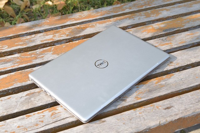 大屏四核轻薄新锐戴尔灵越157570图赏