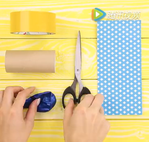 春节自嗨指南:自制diy发射彩纸小炮筒