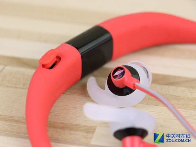 JBL Reflect Fit 