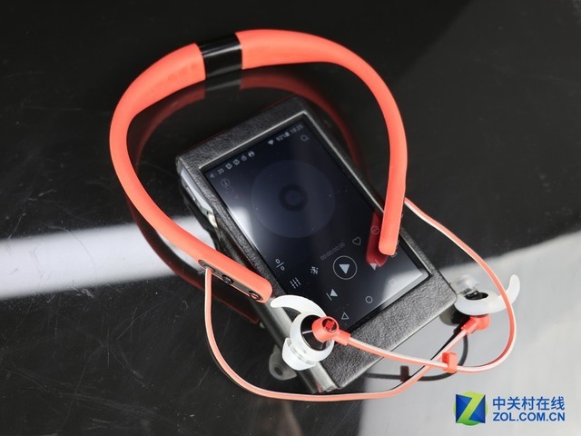 һλ˶ѡJBL ReflectFit 