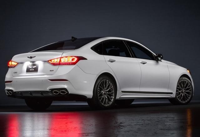 Genesis G80 Sport뻪 λ߶˶ 