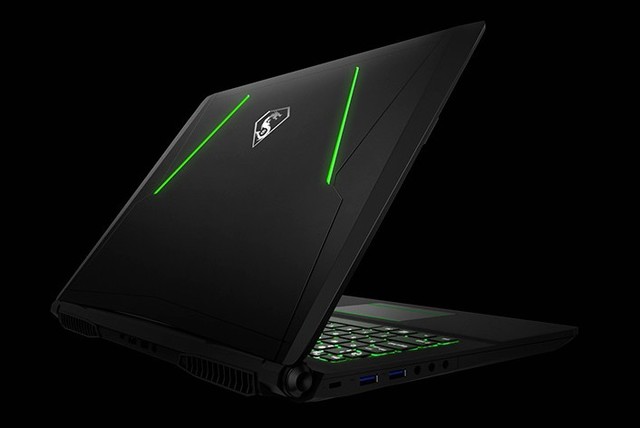 大学生宿舍必备游戏开黑必备炫龙x6毒刺