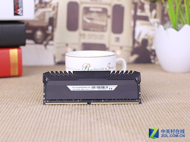 DDR4 2*8GB 2666Ƶʵ 
