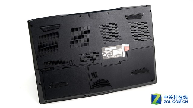 GTX1060加持 神舟战神ZX7游戏本评测 