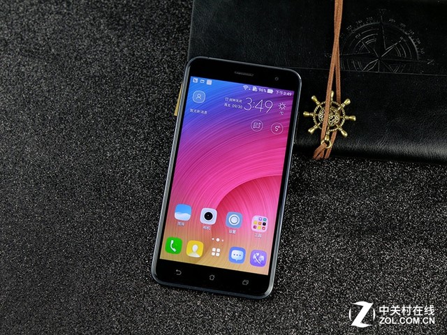 ˫��2.5D���� ��˶ZenFone 3�������� 