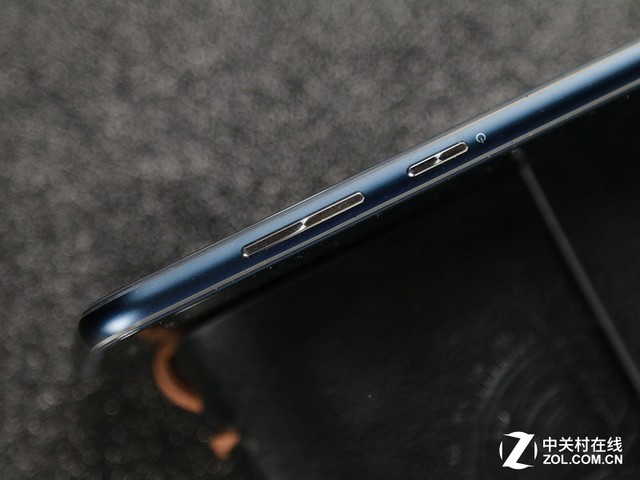 ˫��2.5D���� ��˶ZenFone 3�������� 
