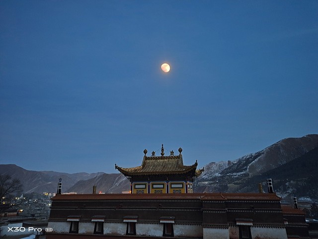 �콢��Ӱ���ֻ�vivo X30 Pro��ս˫����Ӱ���� 