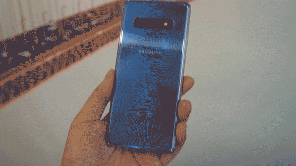 三星S10的8组GIF 让发完米9的雷军一夜没睡