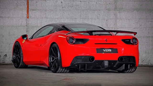 Ȼ 488 GTBͼ
