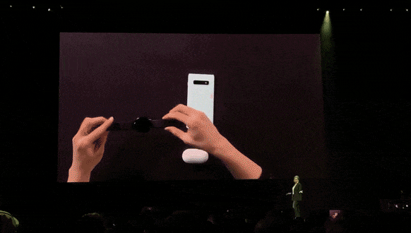 三星S10的6组GIF 让发完米9的雷军一夜没睡