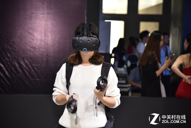 机械革命品牌闪耀厦门国际酷玩娱乐节