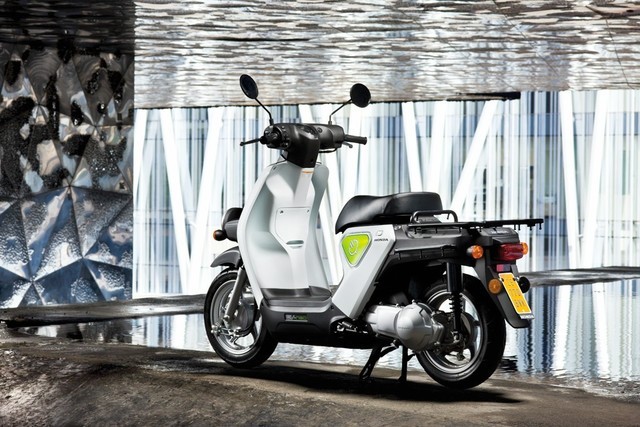3.5Сʱ䣺Honda EV-neo綯