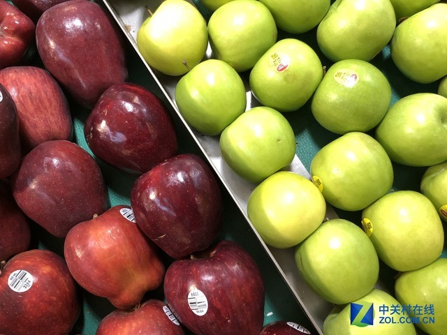 OPPO R15�ξ���˴󳡾�����ʤ��iPhoneX�������� 