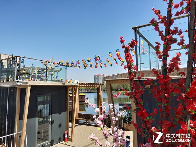 OPPO R15�ξ���˴󳡾�����ʤ��iPhoneX�������� 