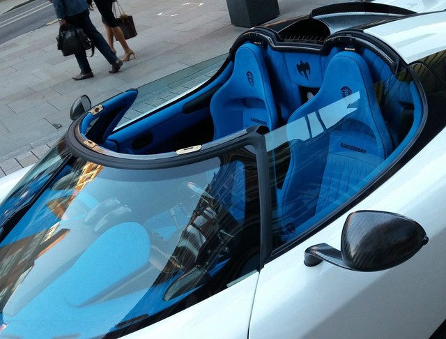 λó Koenigsegg Agera RS1