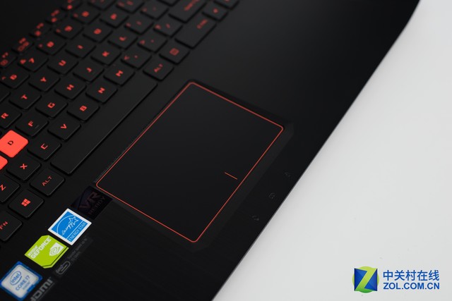 升级GTX1070 华硕ROG STRIX S5VS评测