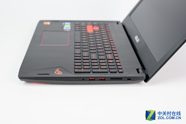 升级GTX1070 华硕ROG STRIX S5VS评测