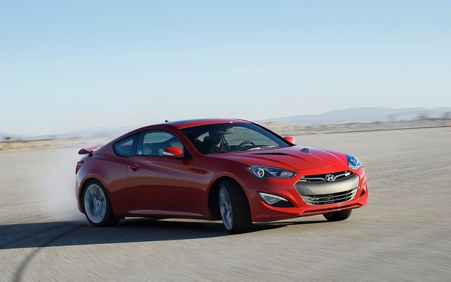 ʽܱ ִGenesis Coupe