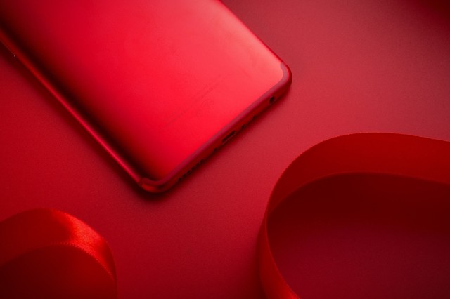 精致开年礼物,vivo X20星耀红图赏