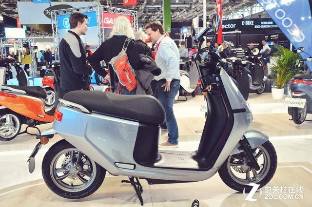 6390ŷ Vespa׿綯̤峵ڼ 