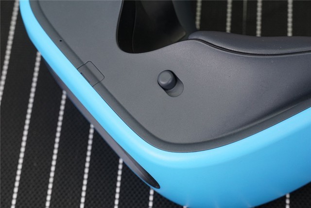  HTC VIVE Focus ͷҾǰ 