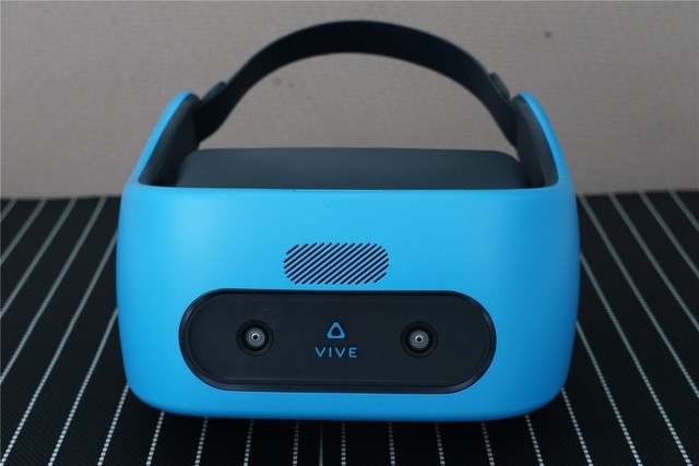  HTC VIVE Focus ͷҾǰ 