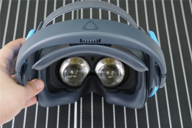  HTC VIVE Focus ͷҾǰ 