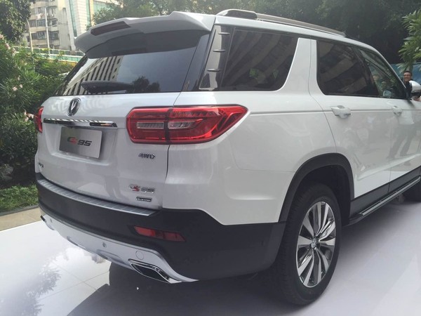 ǰݡ 콢SUV CS95  