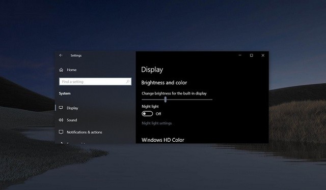 1 Windows-10-desktop.jpg