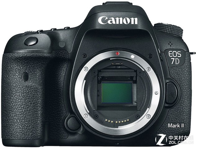 3000أ EOS 7D III 