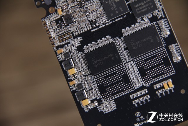 MLCӳ֣߲ʺBOOST 1TB SSD 