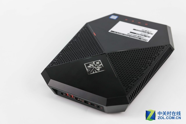 背包式VR电脑 惠普OMEN X Compact评测