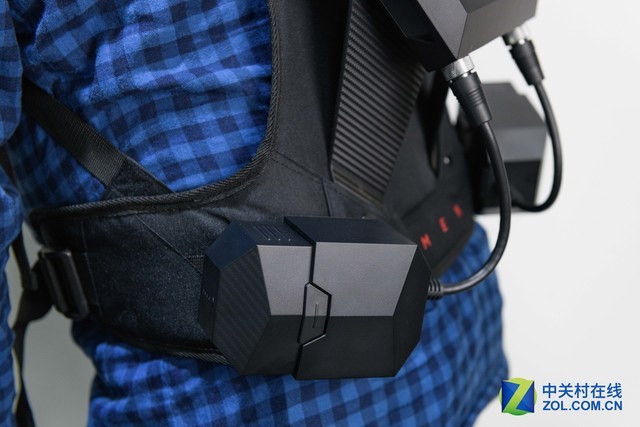 背包式VR电脑 惠普OMEN X Compact评测