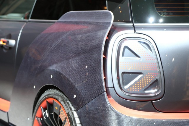 ¾60 MINI JCW GP