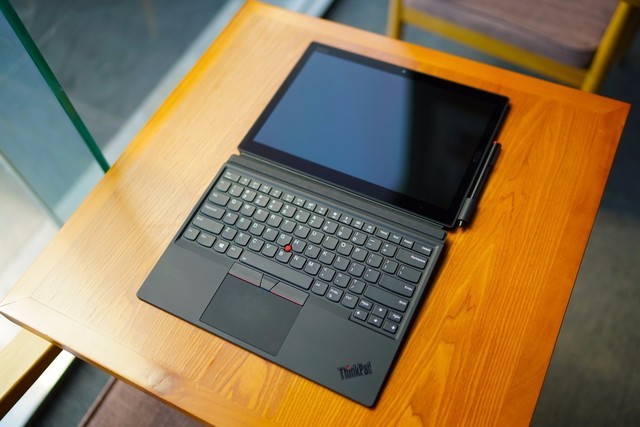 ThinkPad X1 Tablet Evoͼ ǿһ