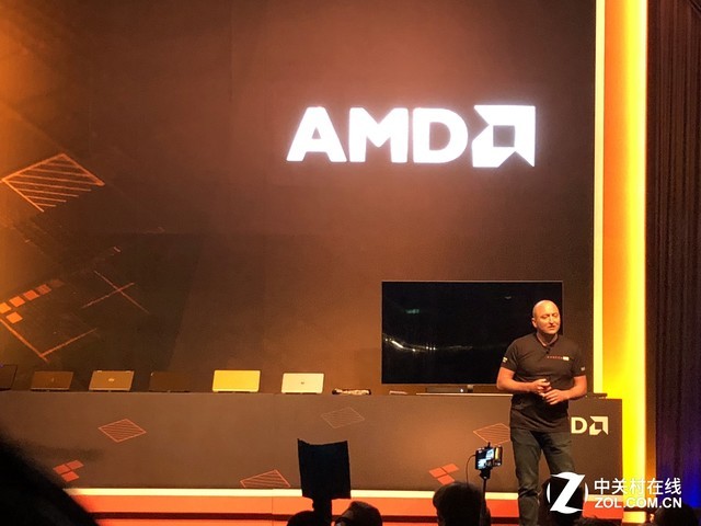 Computex 2018 AMDչʾ32�˶����߳�˺���߼�Radeon��������Ʒ 