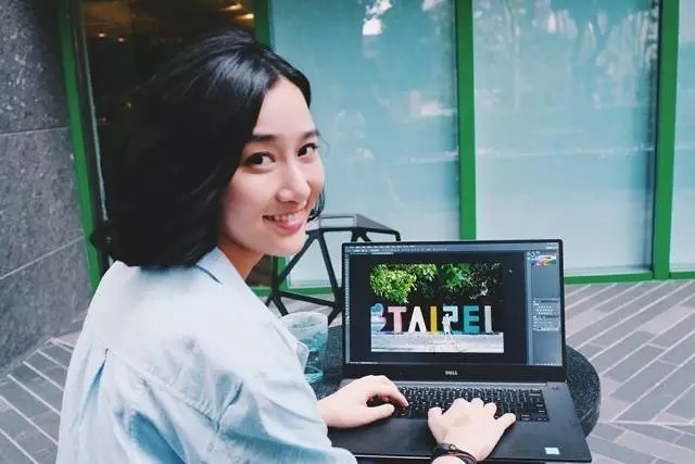 ���д���è����XPS 15��̨��С��֮�� 