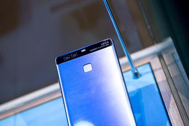 3688元华为p9红蓝新配色明日10点开售