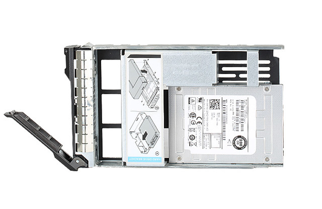 ����ҵ������������ͬ��MD3800ϵ����ҵ���洢 