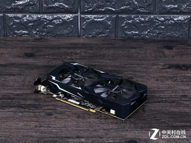 չ֮ ʯRX 560D׽ 