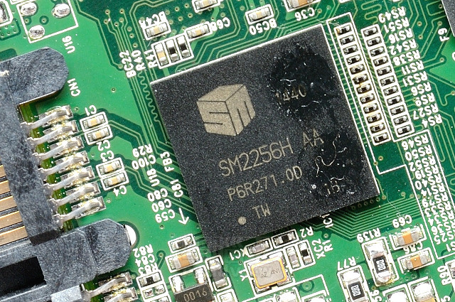  Intel TLC SSD 