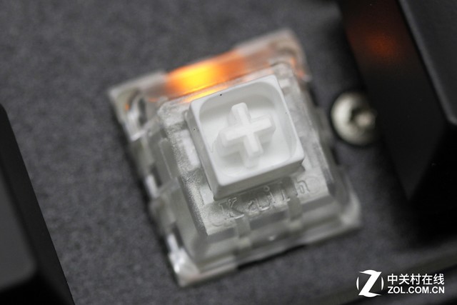 ӣ EK835 BOX 