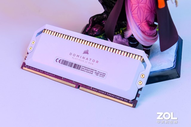 DDR4 4000 16Gڴ⣺Ϊ羺ն 