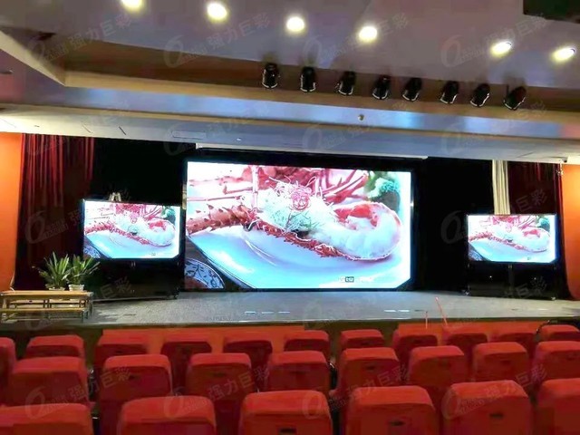 P1.8有何魅力？为什么越来越多用户用它取代拼接屏