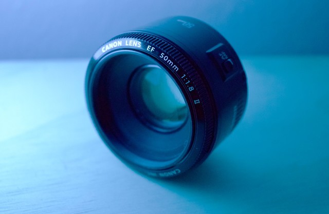 50mm镜头为什么是摄影初学者的首选定焦 