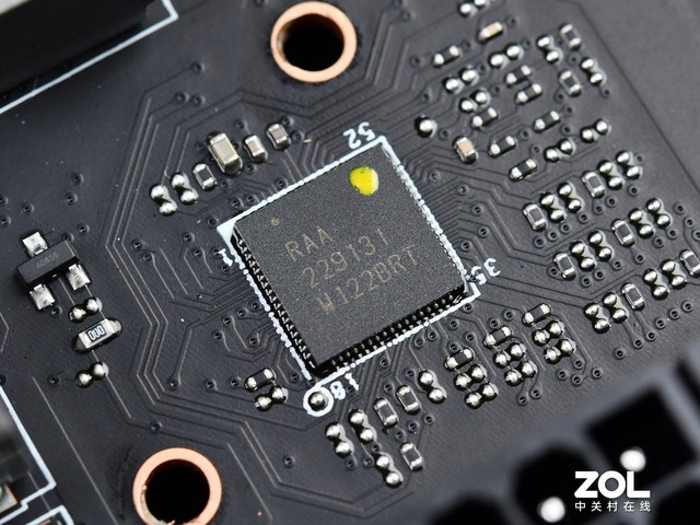 微星MEG Z690 UNIFY暗影板评测 无灯高性能主板 