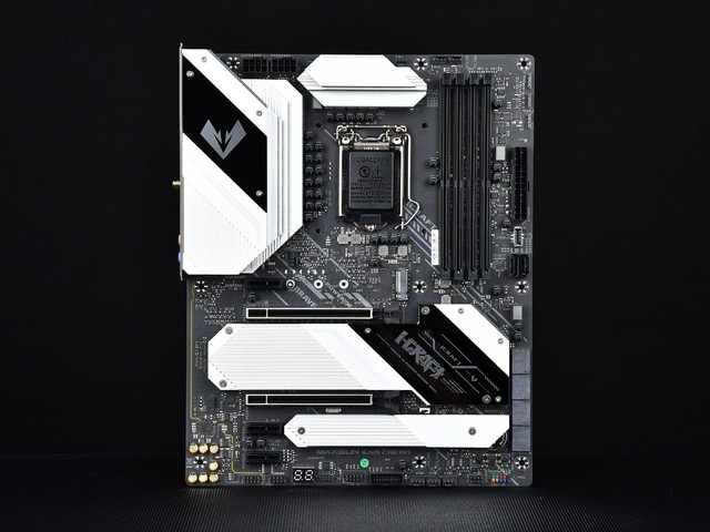 ǧԪԼ۱ uiCraft Z590 WiFiͼ
