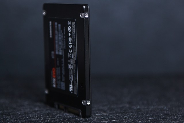 870 EVO SSDͼͣ4TB